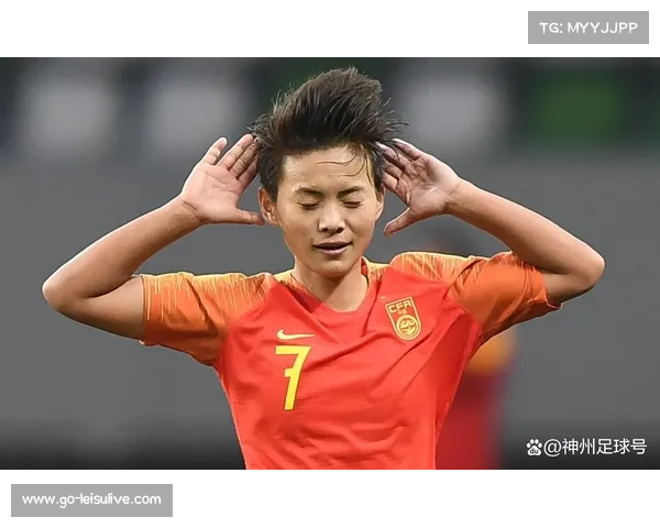 奥运赛场上巾帼英雄展风采 女足拼搏精神感动全世界 奥运赛场上巾帼英雄展风采 女足拼搏精神感动全世界