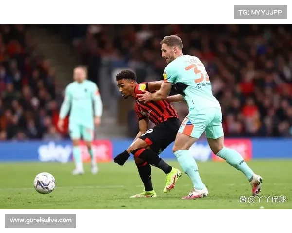 伯恩茅斯新赛季首战,能否吹响复兴号角? 伯恩茅斯新赛季首战,能否吹响复兴号角?